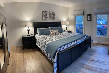 Beautiful Mountain Retreat | 10 minutes to Downtown Asheville - Asheville, North Carolina