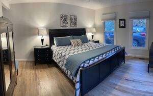 Beautiful Mountain Retreat | 10 minutes to Downtown Asheville - Asheville, North Carolina