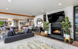 SaltWood | Zenith Waterfront Retreat - Kingston, Washington