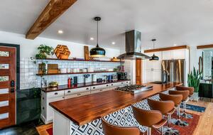SaltWood | Zenith Waterfront Retreat - Kingston, Washington