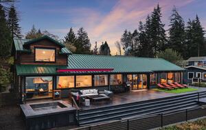 SaltWood | Zenith Waterfront Retreat - Kingston, Washington