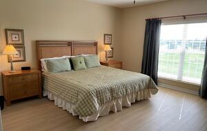 Second Floor bedroom w golf views