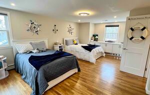 Luxurious Retreat in Chatham with Pool - Chatham, Massachusetts