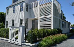 Stunning Modern Design Retreat - Sag Harbor, New York