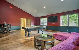 Spacious Retreat Steps from Lake Michigan - Whitehall, Michigan