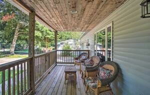 Spacious Retreat Steps from Lake Michigan - Whitehall, Michigan