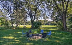 Spacious Retreat Steps from Lake Michigan - Whitehall, Michigan