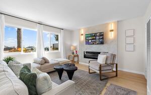 Beachside Belmont Shore Gem - Long Beach, California