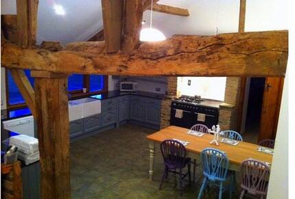 Mudford Manor Barn - Somerset, United Kingdom