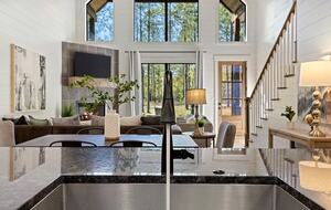 Bearly Behavin - Broken Bow, Oklahoma