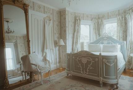 Primary En Suite Bedroom