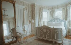 Primary En Suite Bedroom