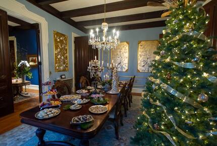 Stunning Historic Mansion and English Country Gardens in Upstate New York - Albion, New York