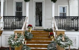 Stunning Historic Mansion and English Country Gardens in Upstate New York - Albion, New York