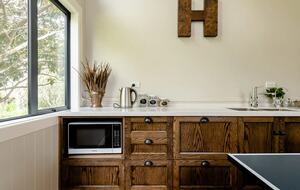 The Clevedon Retreat | A Country Getaway - Clevedon, New Zealand