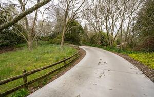 The Clevedon Retreat | A Country Getaway - Clevedon, New Zealand