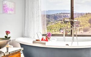 Chill on the Hill | Arizona Wine Country Luxury - Cornville, Arizona