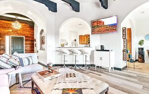 Chill on the Hill | Arizona Wine Country Luxury - Cornville, Arizona