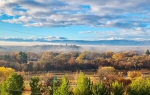Chill on the Hill | Arizona Wine Country Luxury - Cornville, Arizona