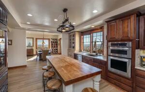 Wine Country Retreat - Santa Rosa, California