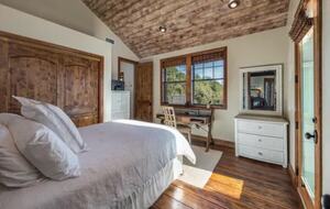 Wine Country Retreat - Santa Rosa, California