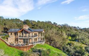 Wine Country Retreat - Santa Rosa, California