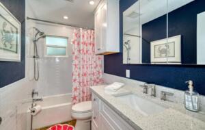 Clearwater Cottage | Quick Walk to the Beach - Clearwater Beach, Florida