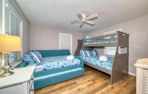 Clearwater Cottage | Quick Walk to the Beach - Clearwater Beach, Florida