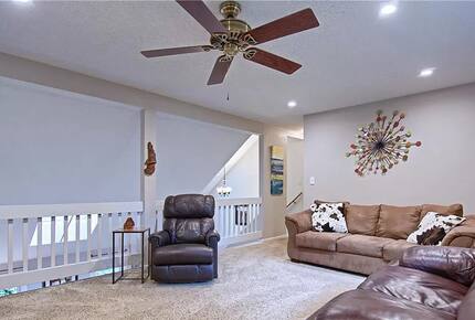 Beautiful Mountain Retreat | 10 minutes to Downtown Asheville - Asheville, North Carolina