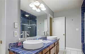 Beautiful Mountain Retreat | 10 minutes to Downtown Asheville - Asheville, North Carolina