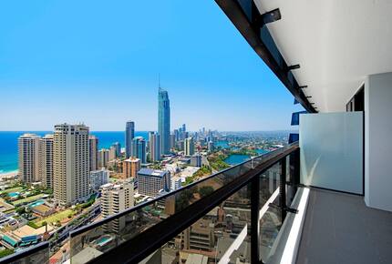 Luxury Ocean View Spa Apartment - Gold Coast, Australia