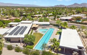 Glass Retreat: Mid-Century Modern Masterpiece - Rancho Mirage, California