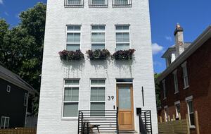 Modern Downtown Luxury Retreat with City Views & Entertainment Areas - Columbus, Ohio