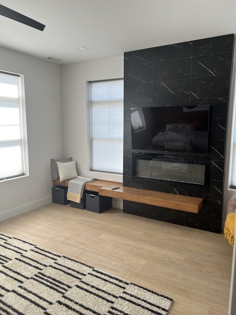 Modern Downtown Luxury Retreat with City Views & Entertainment Areas - Columbus, Ohio