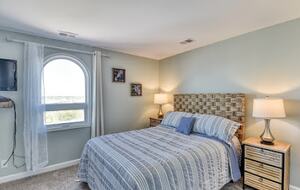 Luxurious Oceanfront Villa - North Topsail Beach, North Carolina