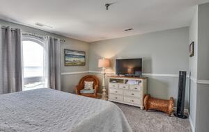 Luxurious Oceanfront Villa - North Topsail Beach, North Carolina