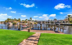 Coralina - Bradenton, Florida