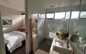 Luxury Family Home amongst the Sand Dunes - St Andrews Beach, Australia