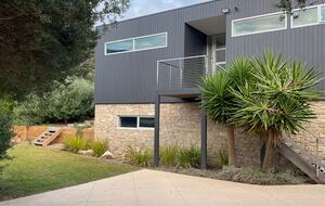 Luxury Family Home amongst the Sand Dunes - St Andrews Beach, Australia