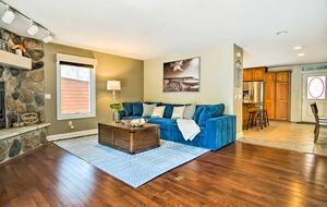 Spacious Mears Retreat - Steps From Lake Michigan and Sand Dunes - Mears, Michigan