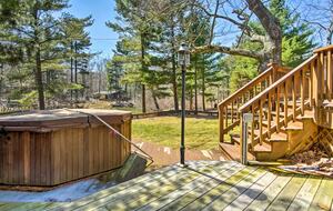 Spacious Mears Retreat - Steps From Lake Michigan and Sand Dunes - Mears, Michigan