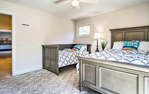 Spacious Mears Retreat - Steps From Lake Michigan and Sand Dunes - Mears, Michigan