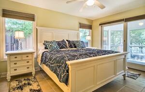 Spacious Mears Retreat - Steps From Lake Michigan and Sand Dunes - Mears, Michigan