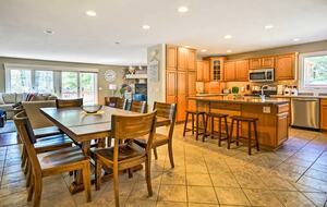 Spacious Mears Retreat - Steps From Lake Michigan and Sand Dunes - Mears, Michigan