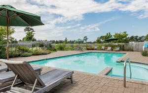 Coastal Charm at Surfside Beach: Nantucket Oasis - Nantucket, Massachusetts