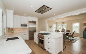 Coastal Charm at Surfside Beach: Nantucket Oasis - Nantucket, Massachusetts