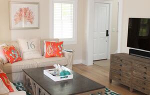 Coastal Charm at Surfside Beach: Nantucket Oasis - Nantucket, Massachusetts