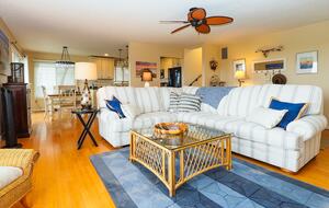 South End Beach Retreat | 1st floor duplex w/incredible views, short walk to beach - Ocean City, New Jersey