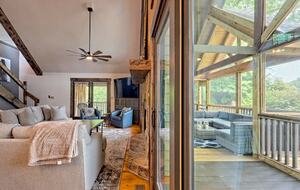 Sunrise Lodge on the Lake - Hiawassee, Georgia