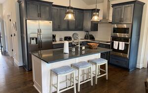 Waterfront Tims Ford Lake Retreat with Private dock and Hot Tub - Winchester, Tennessee